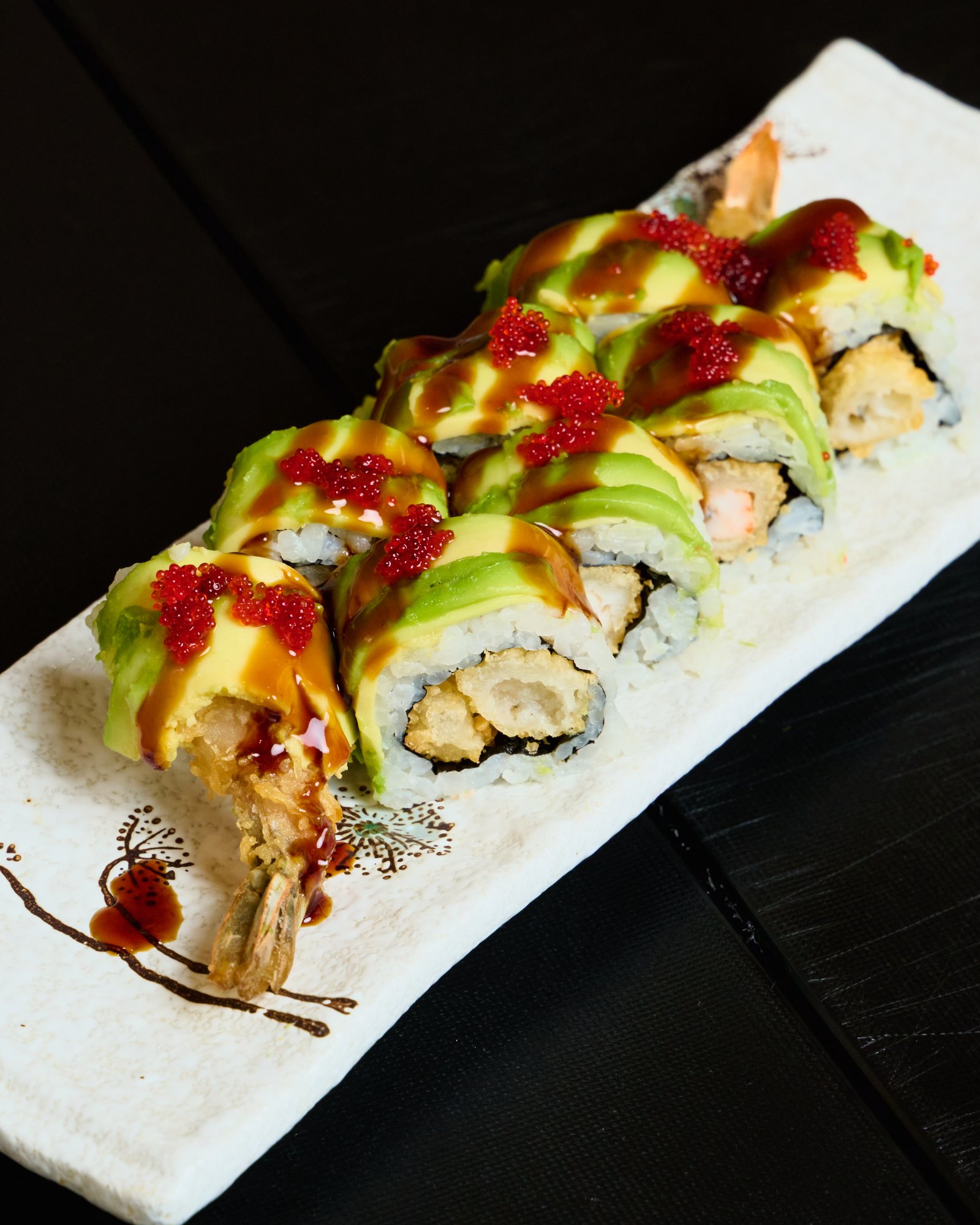 Selezione di sushi e uramaki di Osaka Sushi